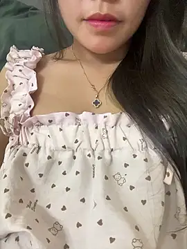 Bella 7777 online show from June 15, 2026, 1:33 pm