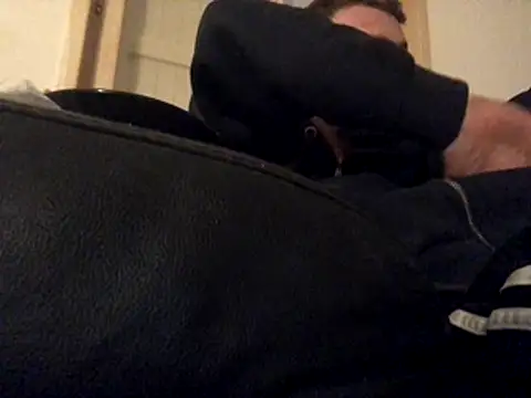 Snapshot of WearingJungian chatting on December 16, 2025, 8:51 am WearingJungian online show from December 16, 2025, 8:51 am