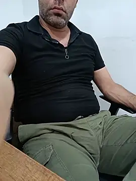 Snapshot of Yaman_33 chatting on June 17, 2026, 1:10 pm Yaman 33 online show from June 17, 2026, 1:10 pm