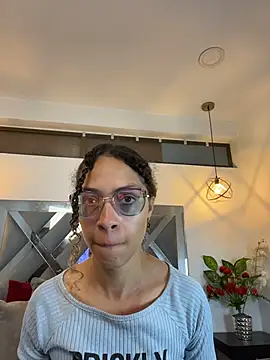 Snapshot of Hanna_Cornee_ chatting on November 10, 2025, 1:49 pm Hanna Cornee online show from November 10, 2025, 1:49 pm