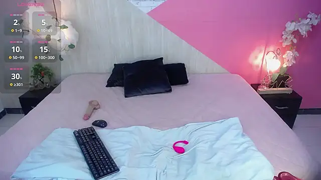 Snapshot of sophia_brunette_ chatting on November 20, 2025, 11:33 am sophia brunette online show from November 20, 2025, 11:33 am