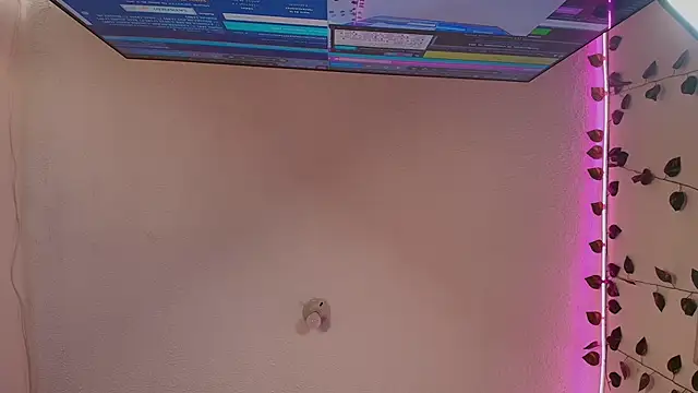 Barbiie 98 online show from February 21, 2026, 2:19 pm