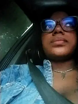 Snapshot of SheilaCoopers_ chatting on October 14, 2025, 11:33 am SheilaCoopers online show from October 14, 2025, 11:33 am