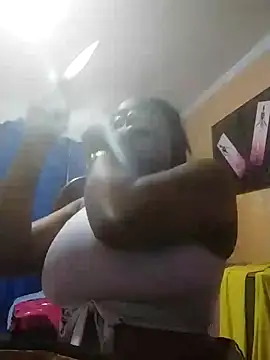 Snapshot of SheilaCoopers_ chatting on September 15, 2025, 9:43 am SheilaCoopers online show from September 15, 2025, 9:43 am