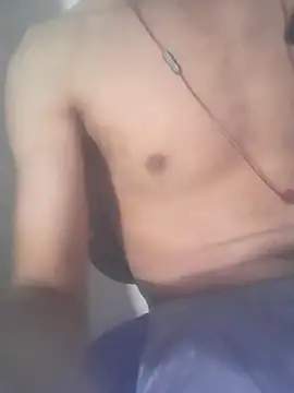 Lunaty00 online show from November 30, 2025, 9:10 am