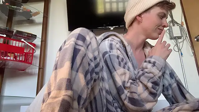 nyxofempusa online show from February 9, 2026, 9:13 pm