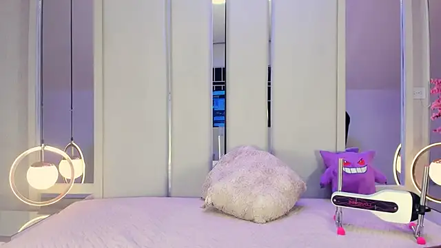 Snapshot of VesperVelvet chatting on December 4, 2025, 8:30 pm VesperVelvet online show from December 4, 2025, 8:30 pm