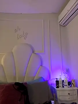 Kaylachannell online show from March 3, 2026, 3:35 am