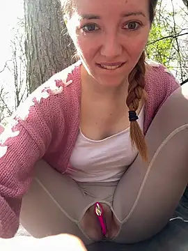 FayeFlame online show from April 17, 2026, 11:35 am