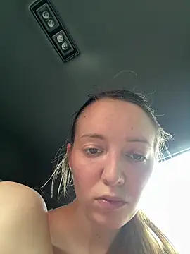 FayeFlame online show from June 3, 2026, 1:01 pm