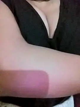 Ponds beauty online show from October 9, 2025, 2:28 pm