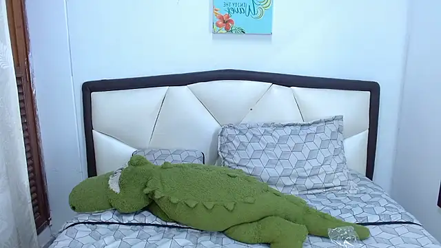 Madison Copers online show from March 27, 2026, 12:41 am