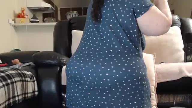 Snapshot of Juicy_Julie469 chatting on July 18, 2026, 2:58 pm Juicy Julie469 online show from July 18, 2026, 2:58 pm