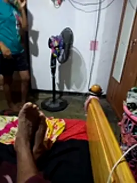 BabyHansi online show from November 23, 2025, 4:06 pm