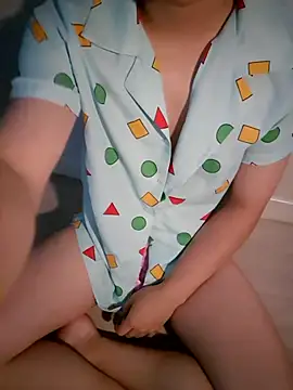 111owo111 online show from October 16, 2025, 3:04 am