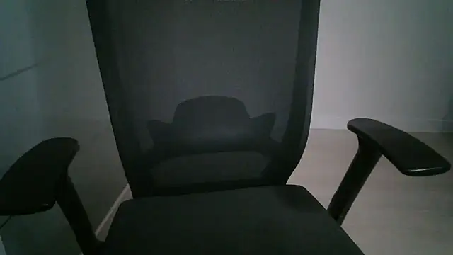 111owo111 online show from April 21, 2026, 1:28 pm