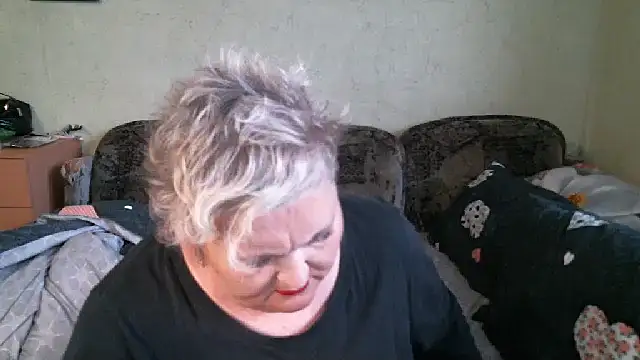 Snapshot of Lana555 chatting on December 1, 2025, 10:49 am Lana555 online show from December 1, 2025, 10:49 am