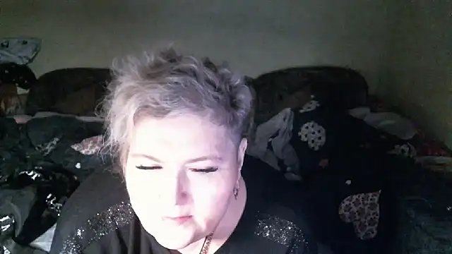 Snapshot of Lana555 chatting on November 16, 2025, 10:02 pm Lana555 online show from November 16, 2025, 10:02 pm