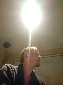 piercingpik online show from October 7, 2025, 5:58 pm