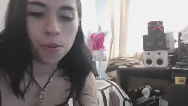 Snapshot of lucywhite13 chatting on July 29, 2026, 3:33 pm lucywhite13 online show from July 29, 2026, 3:33 pm