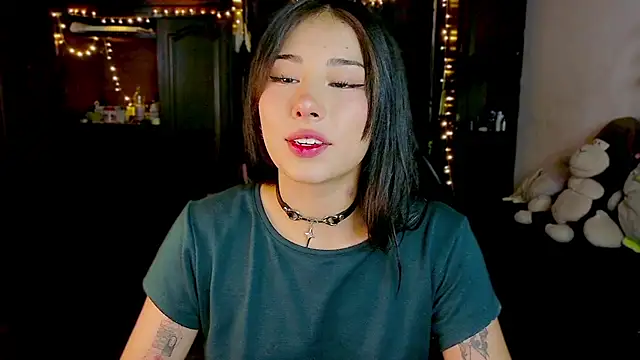 Shisuku Sophi online show from July 26, 2026, 12:06 am