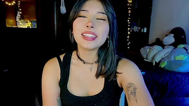 Shisuku Sophi online show from June 30, 2026, 12:43 am
