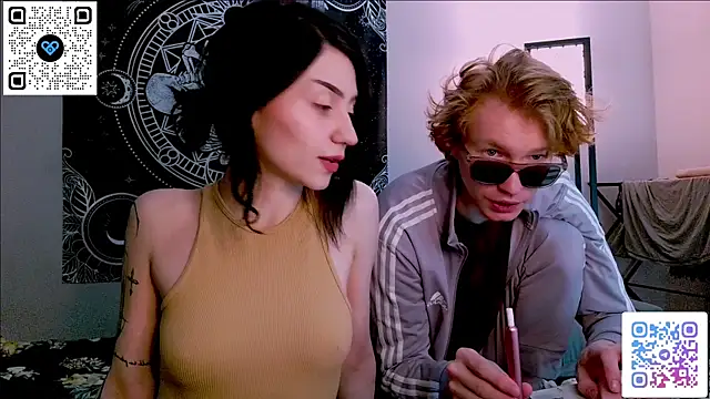 Snapshot of poisondevotion chatting on November 23, 2025, 10:58 am poisondevotion online show from November 23, 2025, 10:58 am