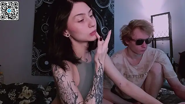 Snapshot of poisondevotion chatting on October 8, 2025, 9:00 am poisondevotion online show from October 8, 2025, 9:00 am