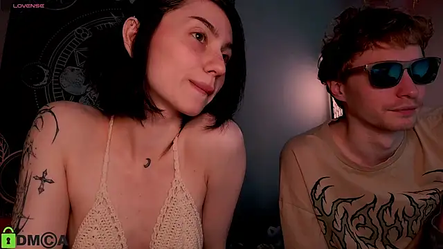 Snapshot of poisondevotion chatting on May 13, 2026, 4:58 pm poisondevotion online show from May 13, 2026, 4:58 pm