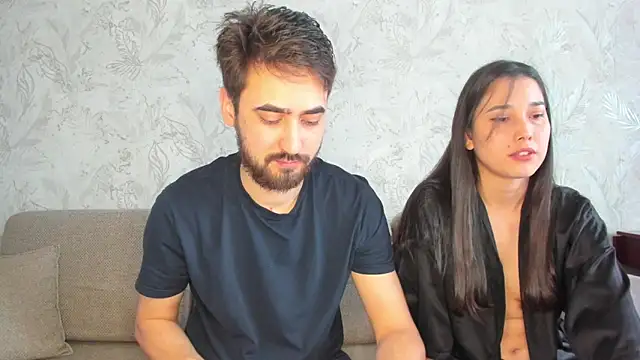 Snapshot of sophywhisper chatting on March 5, 2026, 8:44 am sophywhisper online show from March 5, 2026, 8:44 am