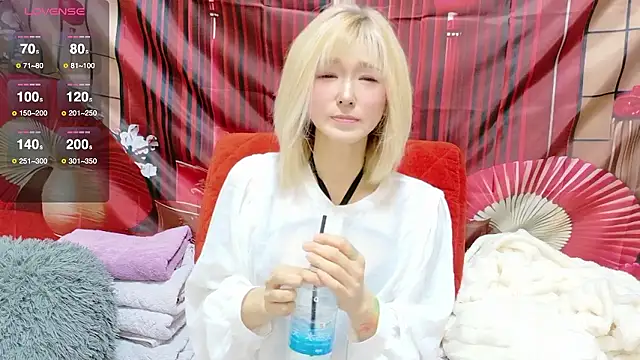 Snapshot of kimagure-fu- chatting on May 26, 2026, 2:04 pm kimagure-fu- online show from May 26, 2026, 2:04 pm
