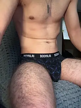 Snapshot of Alex220733 chatting on October 24, 2025, 6:34 am Alex220733 online show from October 24, 2025, 6:34 am