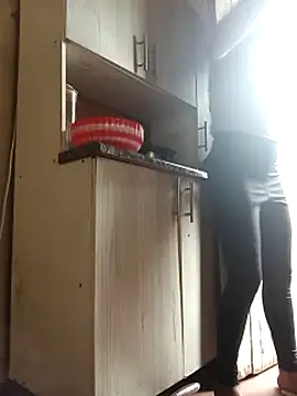 Snapshot of RFeltomWhitJ chatting on November 2, 2025, 12:54 pm RFeltomWhitJ online show from November 2, 2025, 12:54 pm