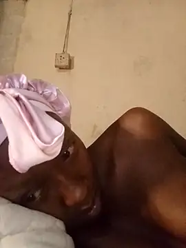 Snapshot of RFeltomWhitJ chatting on November 13, 2025, 6:56 pm RFeltomWhitJ online show from November 13, 2025, 6:56 pm