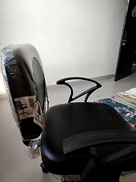 Snapshot of Pihu_Chopra chatting on October 17, 2025, 3:43 am Pihu Chopra online show from October 17, 2025, 3:43 am