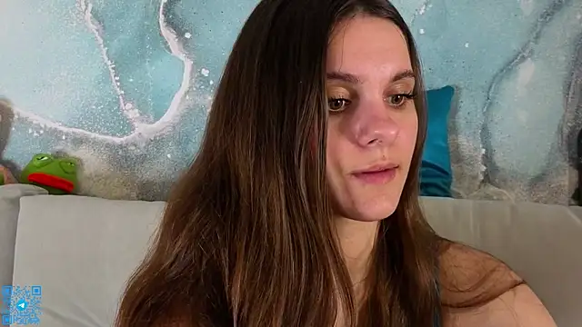 chloemilka online show from June 7, 2026, 6:46 pm