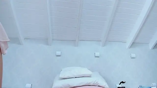 Snapshot of Princesita_Sofia_ chatting on November 27, 2025, 10:32 pm Princesita Sofia online show from November 27, 2025, 10:32 pm