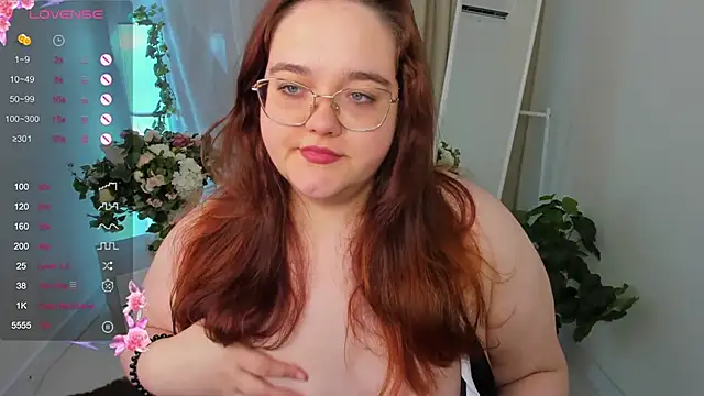 Snapshot of Neko_Moor chatting on September 25, 2025, 10:05 pm Neko Moor online show from September 25, 2025, 10:05 pm