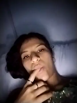 Snapshot of Teffy_chell chatting on October 5, 2025, 10:33 pm Teffy chell online show from October 5, 2025, 10:33 pm