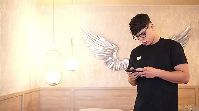 Snapshot of Ethan_occonor chatting on November 29, 2025, 12:38 pm Ethan occonor online show from November 29, 2025, 12:38 pm