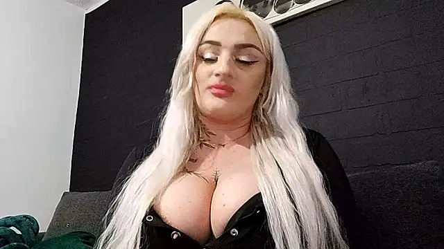 Snapshot of AnastasiaLips chatting on April 23, 2026, 10:55 pm AnastasiaLips online show from April 23, 2026, 10:55 pm