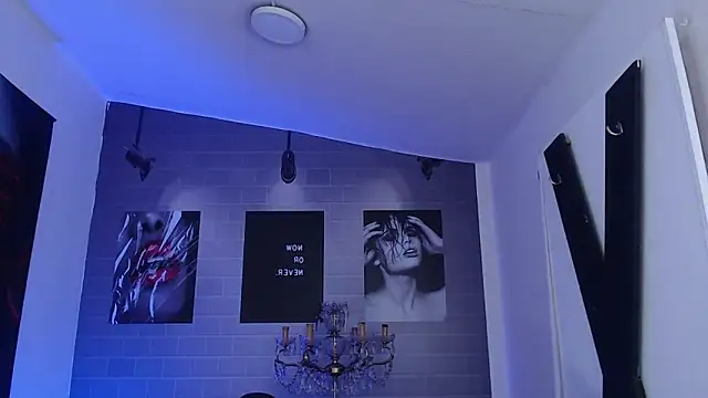 Snapshot of aleesha_cameron02 chatting on December 14, 2025, 12:11 pm aleesha cameron02 online show from December 14, 2025, 12:11 pm