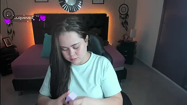 Snapshot of LolaVillalobos chatting on September 15, 2025, 1:11 pm LolaVillalobos online show from September 15, 2025, 1:11 pm