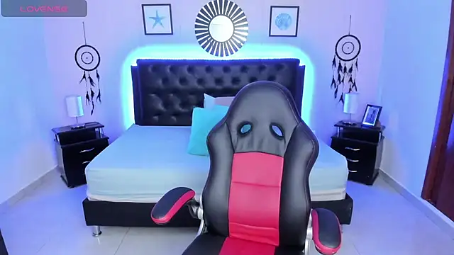 Snapshot of LolaVillalobos chatting on November 8, 2025, 1:47 pm LolaVillalobos online show from November 8, 2025, 1:47 pm