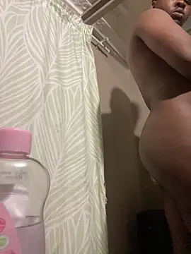 biggdaddyydmen online show from June 11, 2026, 2:53 am