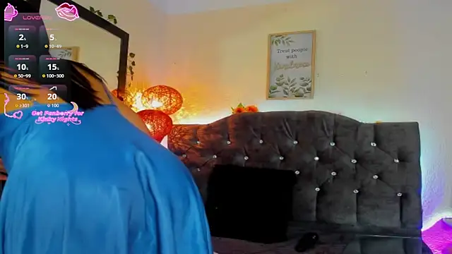 karol rose online show from December 4, 2025, 2:49 pm