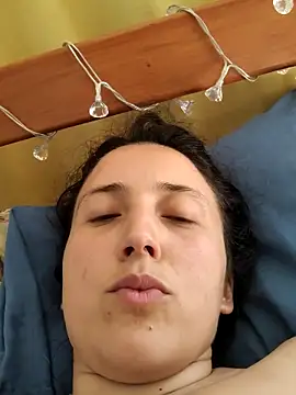 Snapshot of Bygambilia912 chatting on November 25, 2025, 2:17 pm Bygambilia912 online show from November 25, 2025, 2:17 pm