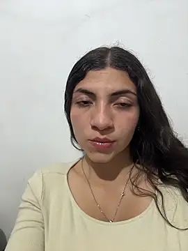 arieel  722 online show from November 30, 2025, 3:29 am