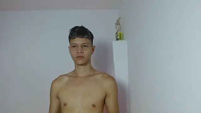 Twinkcock22 online show from April 30, 2026, 8:57 pm