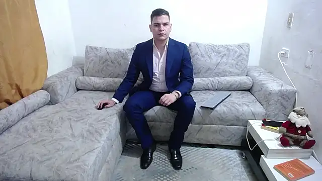 Victor Maitland online show from December 19, 2025, 3:54 am